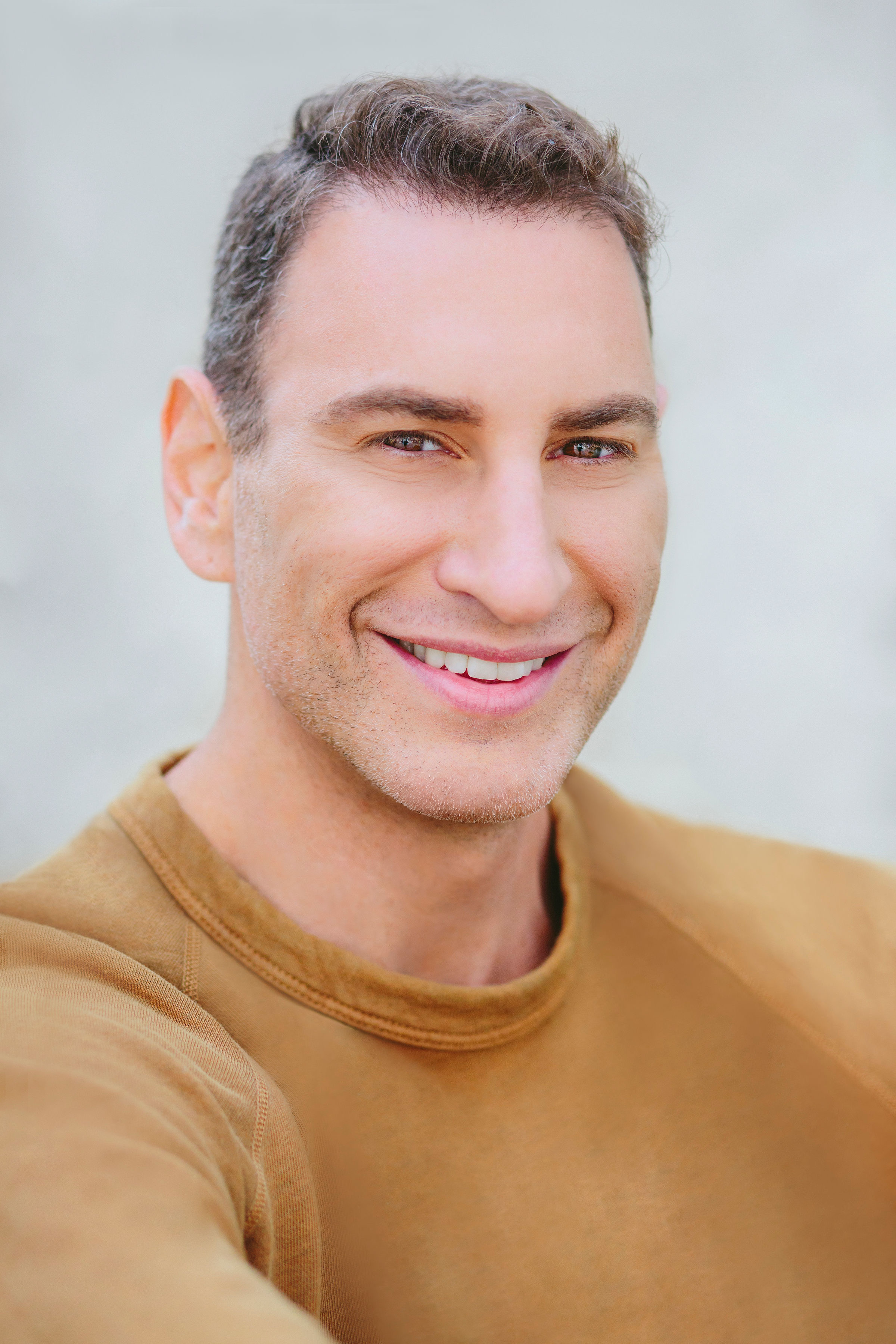 Dr. Scott Lyons portrait